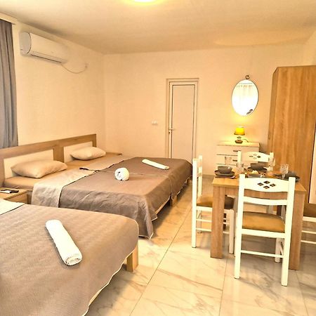 Ivana Apartments Улцинь Екстер'єр фото