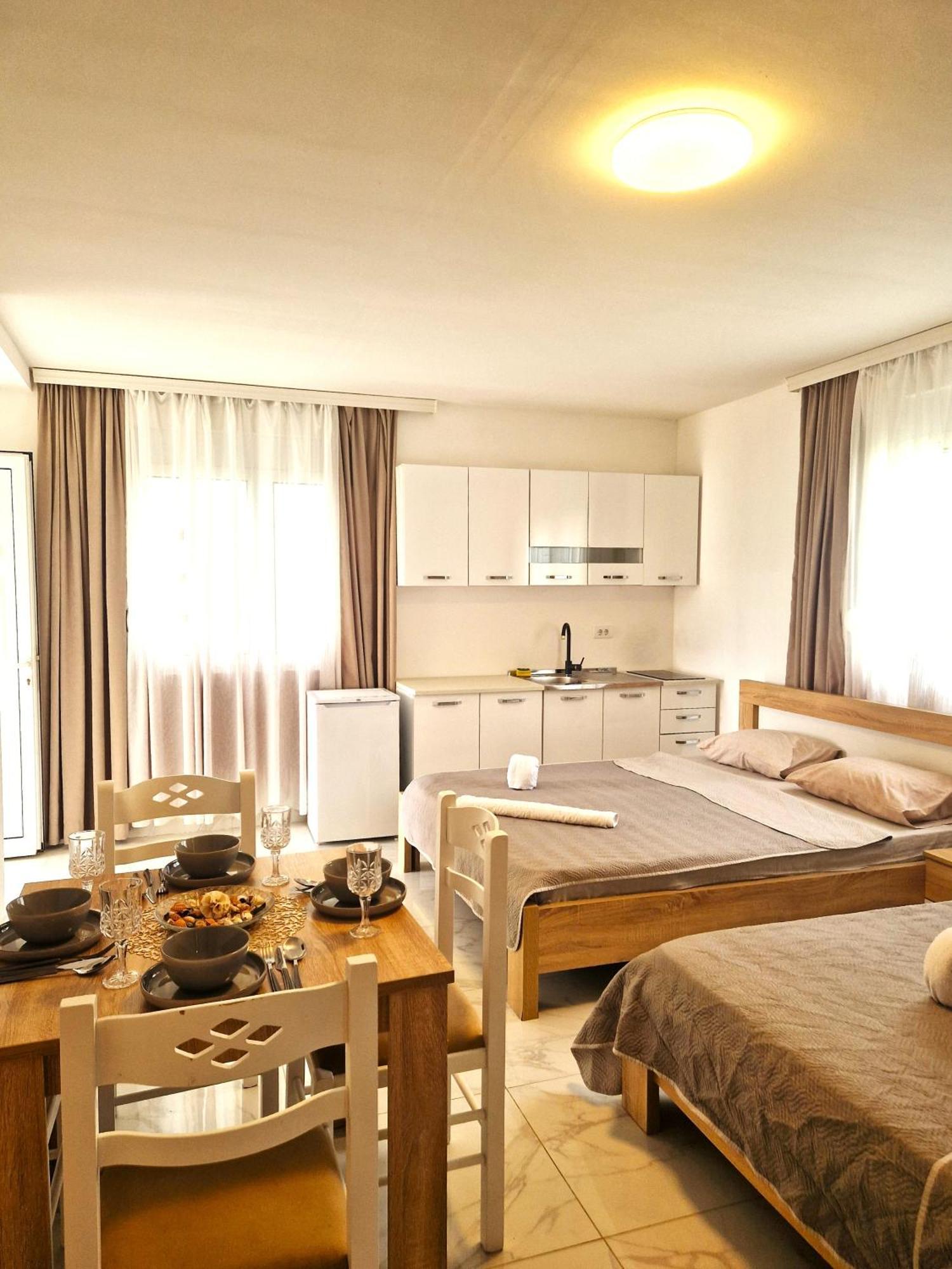 Ivana Apartments Улцинь Екстер'єр фото