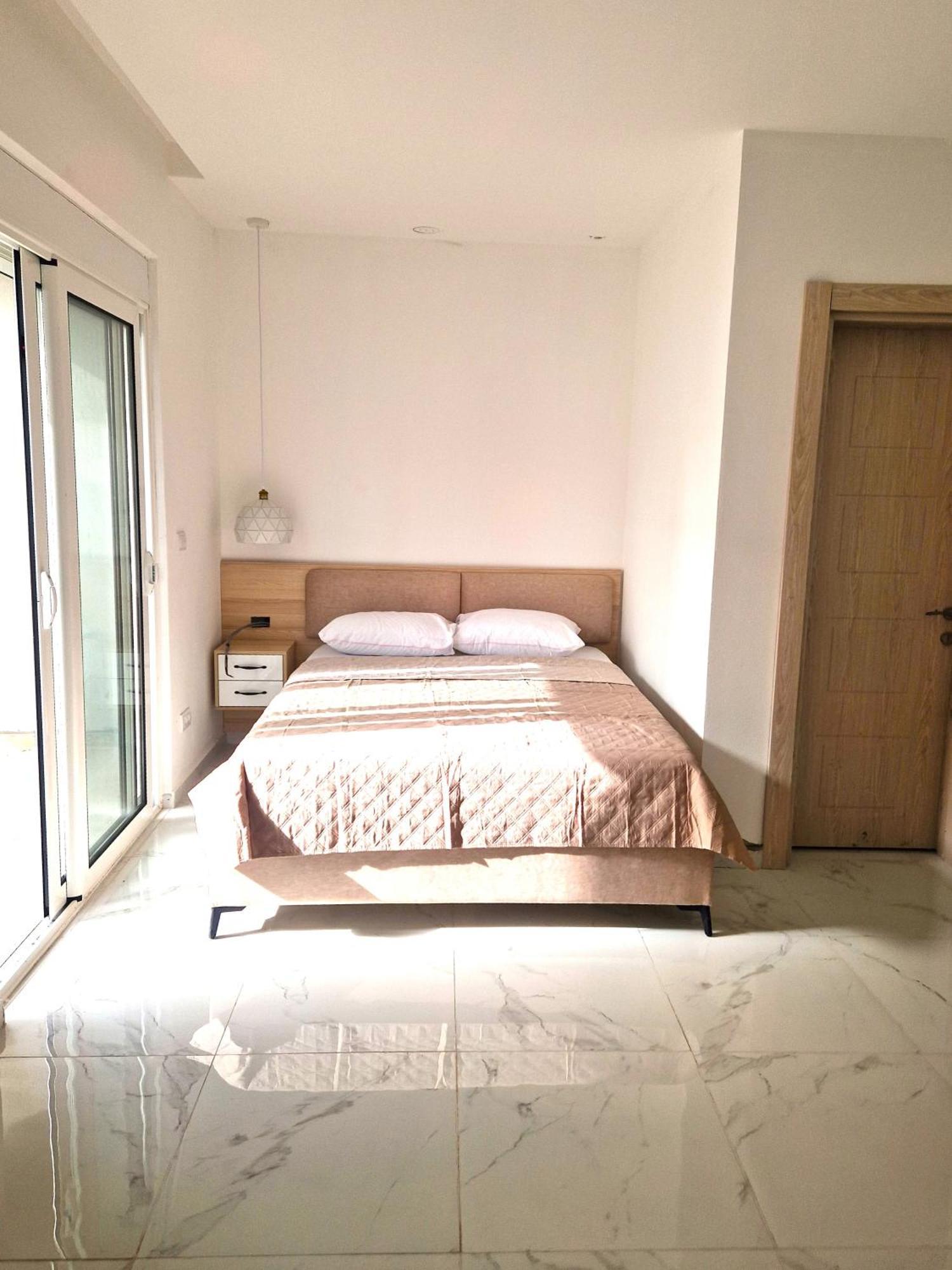 Ivana Apartments Улцинь Екстер'єр фото